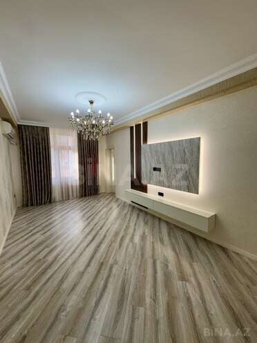 Продаётся 3-комн. новостройка 98 м², м. Ази Асланов, photo 1 from 16