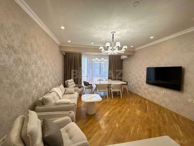 Сдаётся 3-комн. новостройка 115 м², м. Низами, photo 3 from 19