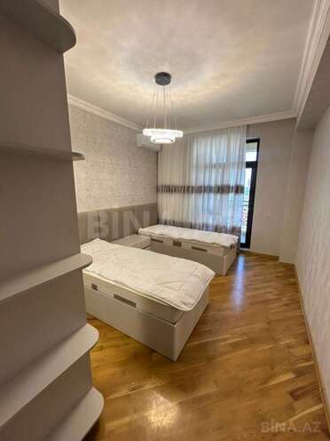Сдаётся 3-комн. новостройка 115 м², м. Низами, photo 14 from 19