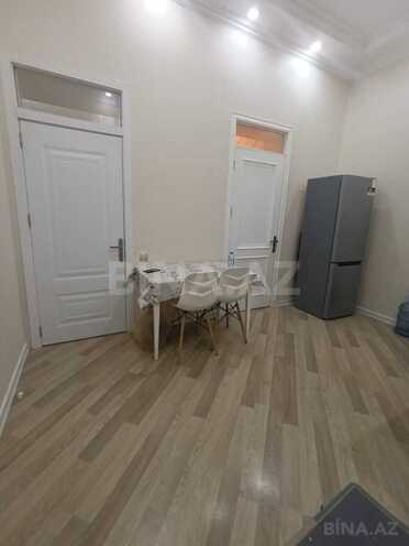 Satılır 4 otaqlı köhnə tikili 140 m², Sahil m., photo 7 from 18