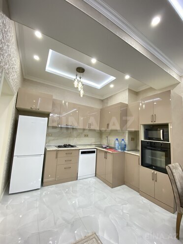 İcarəyə verilir 4 otaqlı yeni tikili 140 m², 28 May m., photo 23 from 25
