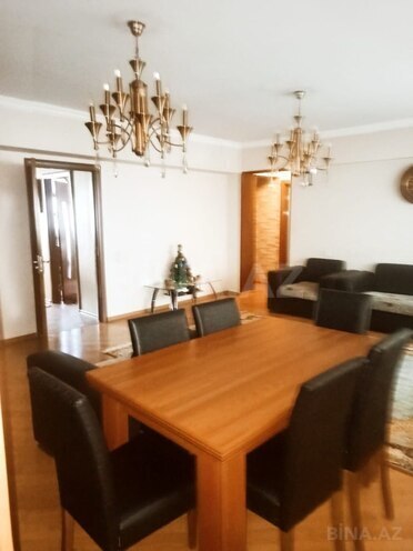 Satılır 4 otaqlı köhnə tikili 120 m², Nərimanov r., photo 3 from 17