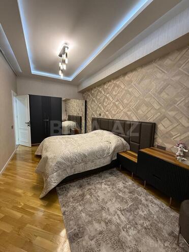 Продаётся 3-комн. новостройка 94 м², м. Кара Караев, photo 6 from 13