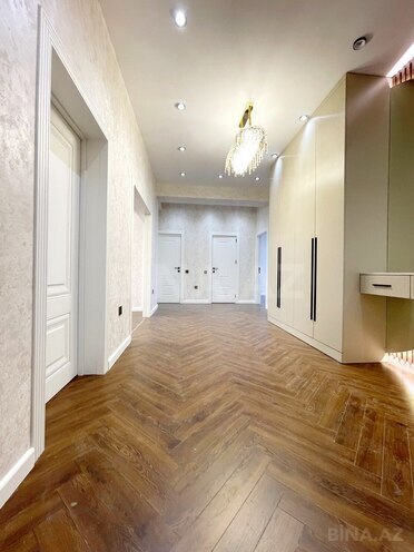 Продаётся 3-комн. новостройка 140 м², м. Нефтчиляр, photo 3 from 12