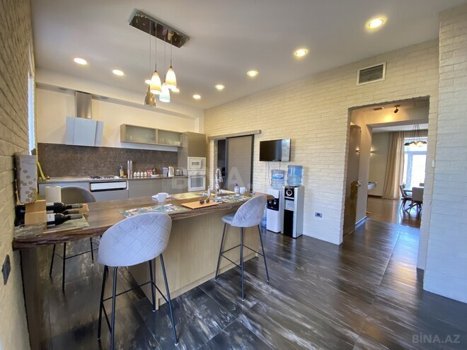 Продаётся 5-комн. вторичка 240 м², м. Сахил, photo 8 from 32