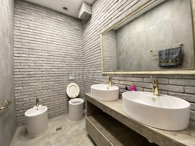 Продаётся 5-комн. вторичка 240 м², м. Сахил, photo 29 from 32