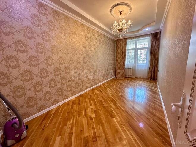 Продаётся 3-комн. новостройка 150 м², м. Кара Караев, photo 4 from 15