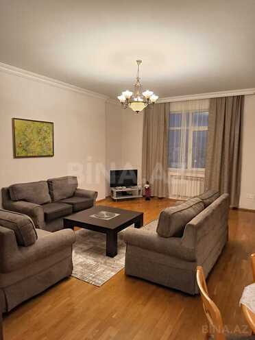 Сдаётся 3-комн. новостройка 110 м², м. Низами, photo 3 from 20