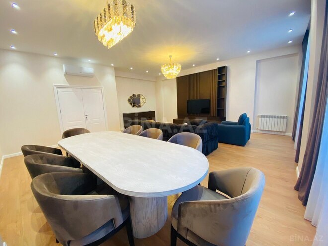 Сдаётся 3-комн. новостройка 180 м², м. Низами, photo 14 from 23