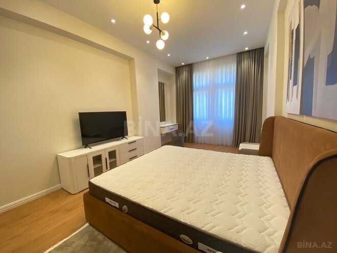Сдаётся 3-комн. новостройка 180 м², м. Низами, photo 9 from 23