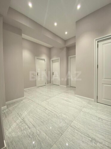 Сдаётся 3-комн. новостройка 180 м², м. Низами, photo 19 from 23