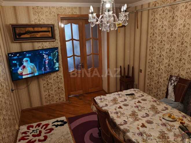 Продаётся 3-комн. вторичка 60 м², м. Низами, photo 3 from 14