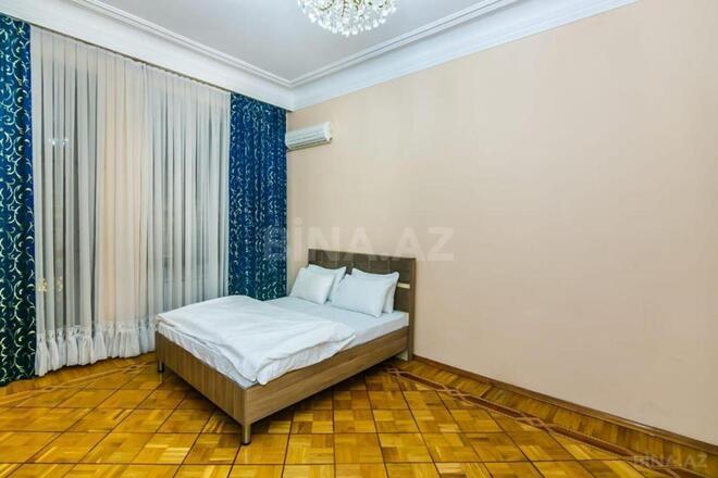 Продаётся 6-комн. вторичка 350 м², м. Сахил, photo 12 from 29