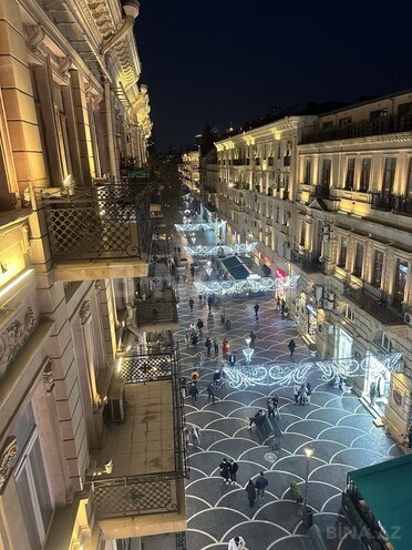 Satılır 6 otaqlı köhnə tikili 320 m², Sahil m., photo 6 from 31