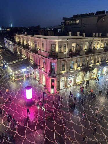 Satılır 6 otaqlı köhnə tikili 320 m², Sahil m., photo 5 from 31