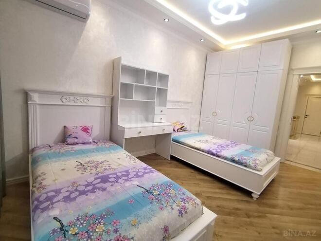 Сдаётся 3-комн. новостройка 148 м², м. 8 ноября, photo 24 from 25