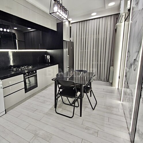 Сдаётся 3-комн. новостройка 140 м², м. Нариман Нариманов, photo 8 from 15