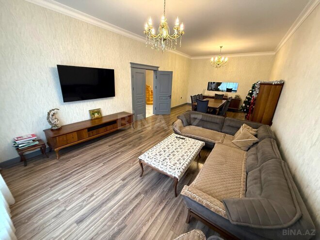 Продаётся 5-комн. дом/дача 360 м², пос. Бадамдар, photo 7 from 32