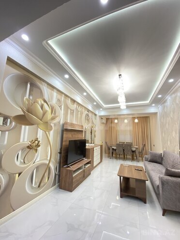 İcarəyə verilir 3 otaqlı yeni tikili 135 m², 28 May m., photo 3 from 23