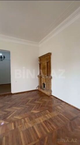 İcarəyə verilir 5 otaqlı köhnə tikili 155 m², Nizami m., photo 4 from 13