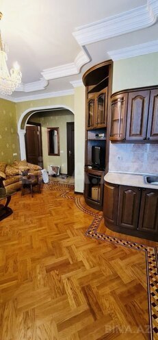 Продаётся 2-комн. вторичка 55 м², м. Низами, photo 4 from 12