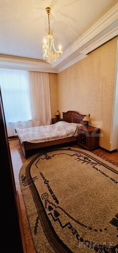 Продаётся 2-комн. вторичка 55 м², м. Низами, photo 7 from 12