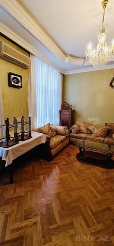 Продаётся 2-комн. вторичка 55 м², м. Низами, photo 6 from 12