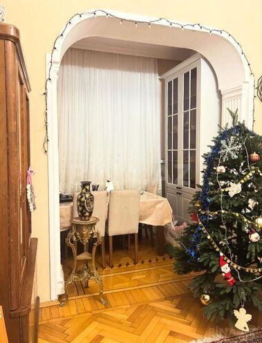 Satılır 2 otaqlı köhnə tikili 60 m², Nəsimi r., photo 3 from 8