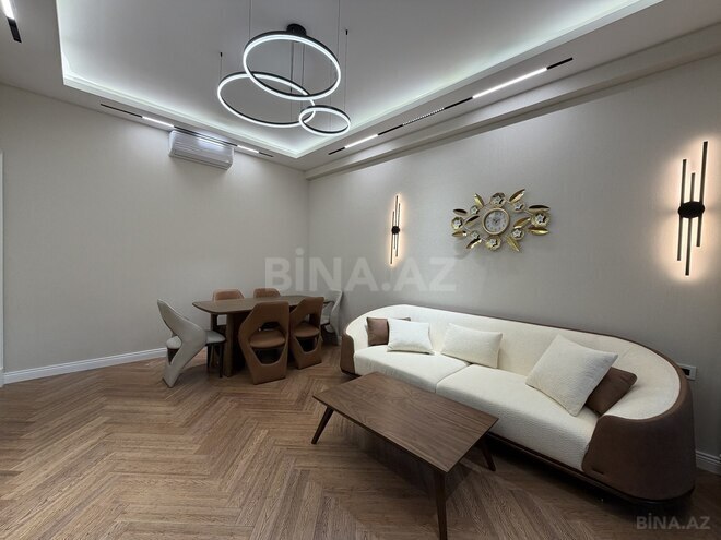 Продаётся 2-комн. новостройка 68 м², м. Элмляр Академиясы, photo 6 from 13