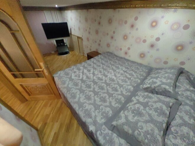 İcarəyə verilir 3 otaqlı köhnə tikili 90 m², Sahil m., photo 10 from 20