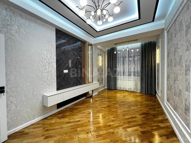 Продаётся 3-комн. новостройка 87 м², м. Нефтчиляр, photo 1 from 16