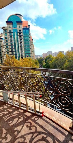 Продаётся 4-комн. новостройка 196 м², м. 28 мая, photo 9 from 21