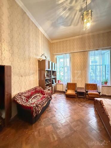 Satılır 2 otaqlı köhnə tikili 70 m², Sahil m., photo 6 from 13