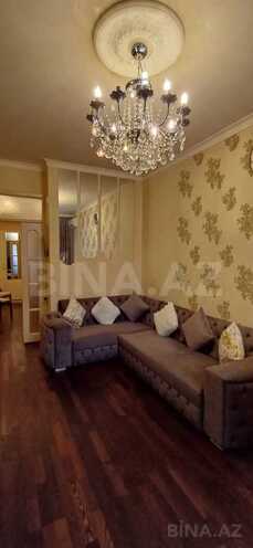 Продаётся 3-комн. вторичка 75 м², м. Насими, photo 3 from 9