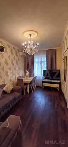 Продаётся 3-комн. вторичка 75 м², м. Насими, photo 1 from 9