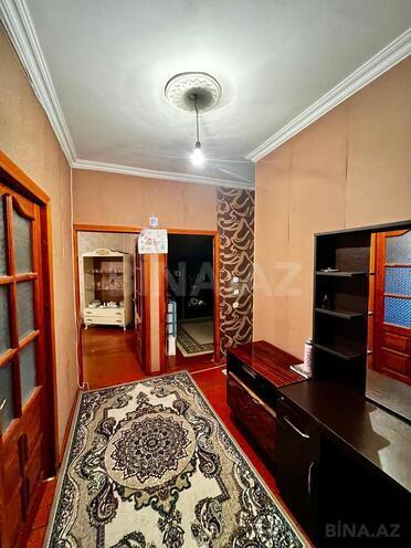 Продаётся 3-комн. вторичка 70 м², м. Кара Караев, photo 18 from 21