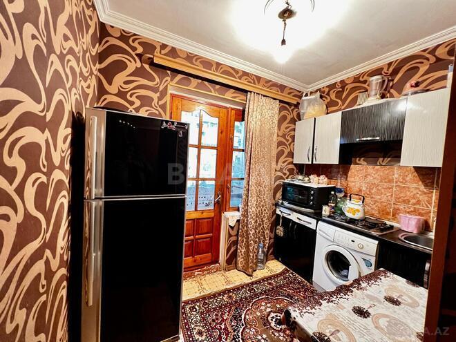 Продаётся 3-комн. вторичка 70 м², м. Кара Караев, photo 8 from 21