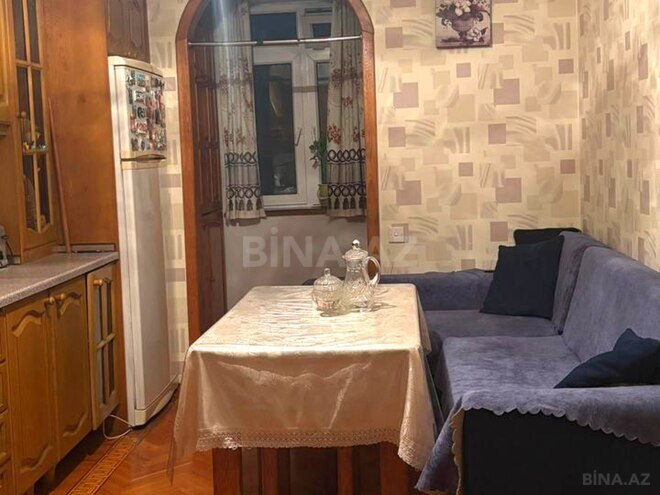 Satılır 4 otaqlı köhnə tikili 80 m², Qara Qarayev m., photo 19 from 29