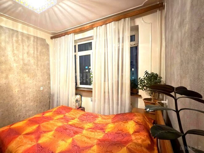 Satılır 4 otaqlı köhnə tikili 80 m², Qara Qarayev m., photo 13 from 29
