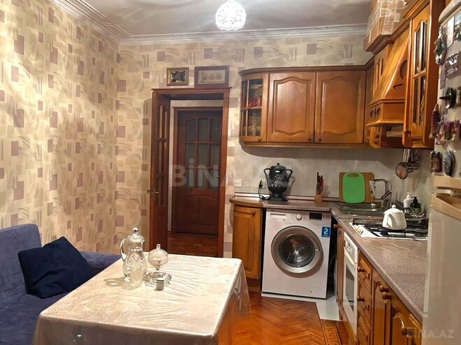 Satılır 4 otaqlı köhnə tikili 80 m², Qara Qarayev m., photo 20 from 29