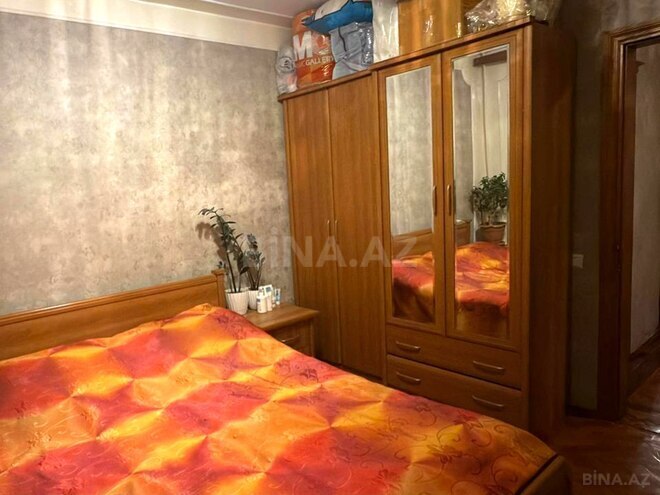 Satılır 4 otaqlı köhnə tikili 80 m², Qara Qarayev m., photo 12 from 29