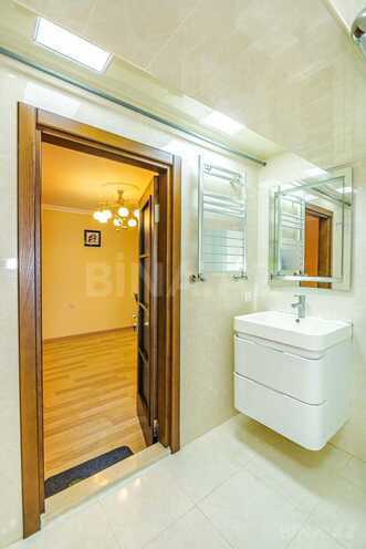 İcarəyə verilir 2 otaqlı köhnə tikili 71 m², 28 May m., photo 15 from 32