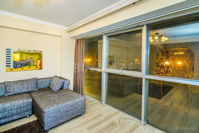 İcarəyə verilir 2 otaqlı köhnə tikili 71 m², 28 May m., photo 31 from 32