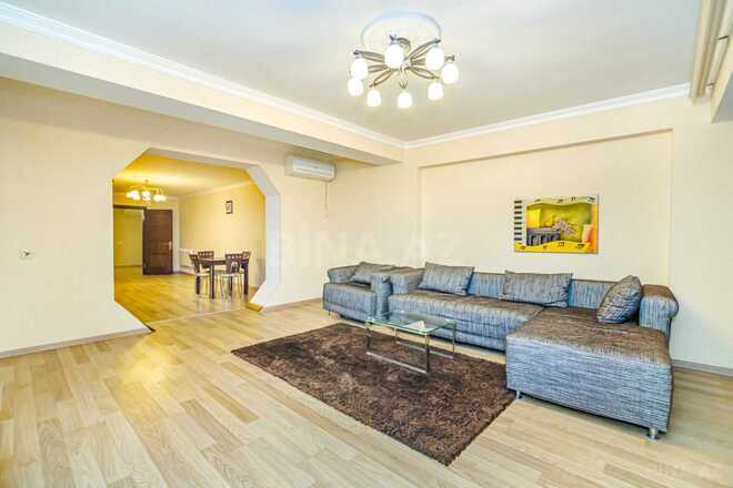 İcarəyə verilir 2 otaqlı köhnə tikili 71 m², 28 May m., photo 1 from 32
