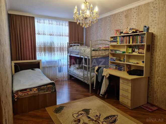 Продаётся 4-комн. вторичка 115 м², м. Ази Асланов, photo 3 from 19