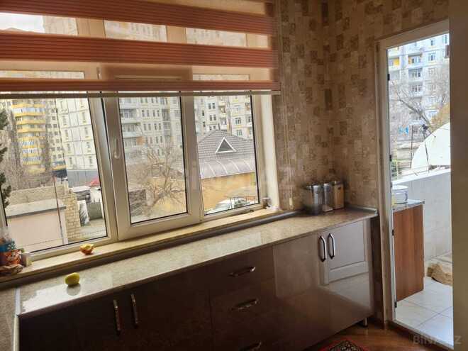 Продаётся 4-комн. вторичка 115 м², м. Ази Асланов, photo 8 from 19
