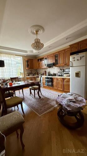 Продаётся 8-комн. дом/дача 400 м², м. Кара Караев, photo 6 from 18