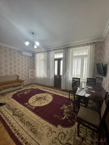 Сдаётся 4-комн. вторичка 90 м², м. 28 мая, photo 5 from 17