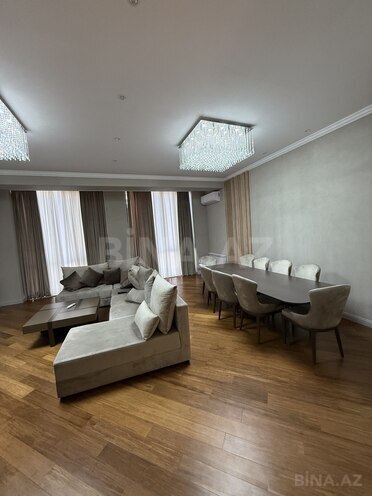 İcarəyə verilir 4 otaqlı yeni tikili 215 m², 28 May m., photo 3 from 19