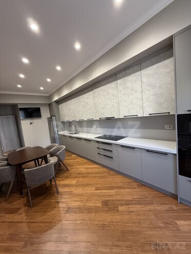 İcarəyə verilir 4 otaqlı yeni tikili 215 m², 28 May m., photo 16 from 19